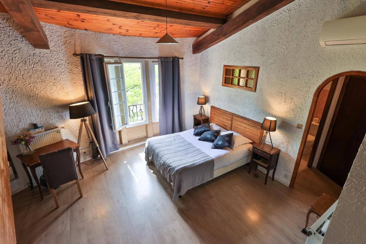 Logis Hôtel Castel Mouisson Barbentane Buitenkant foto