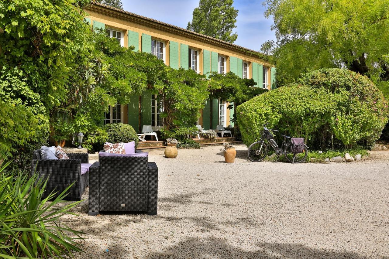 Logis Hôtel Castel Mouisson Barbentane Buitenkant foto