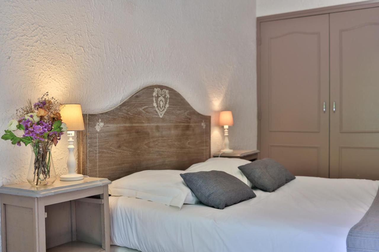 Logis Hôtel Castel Mouisson Barbentane Buitenkant foto